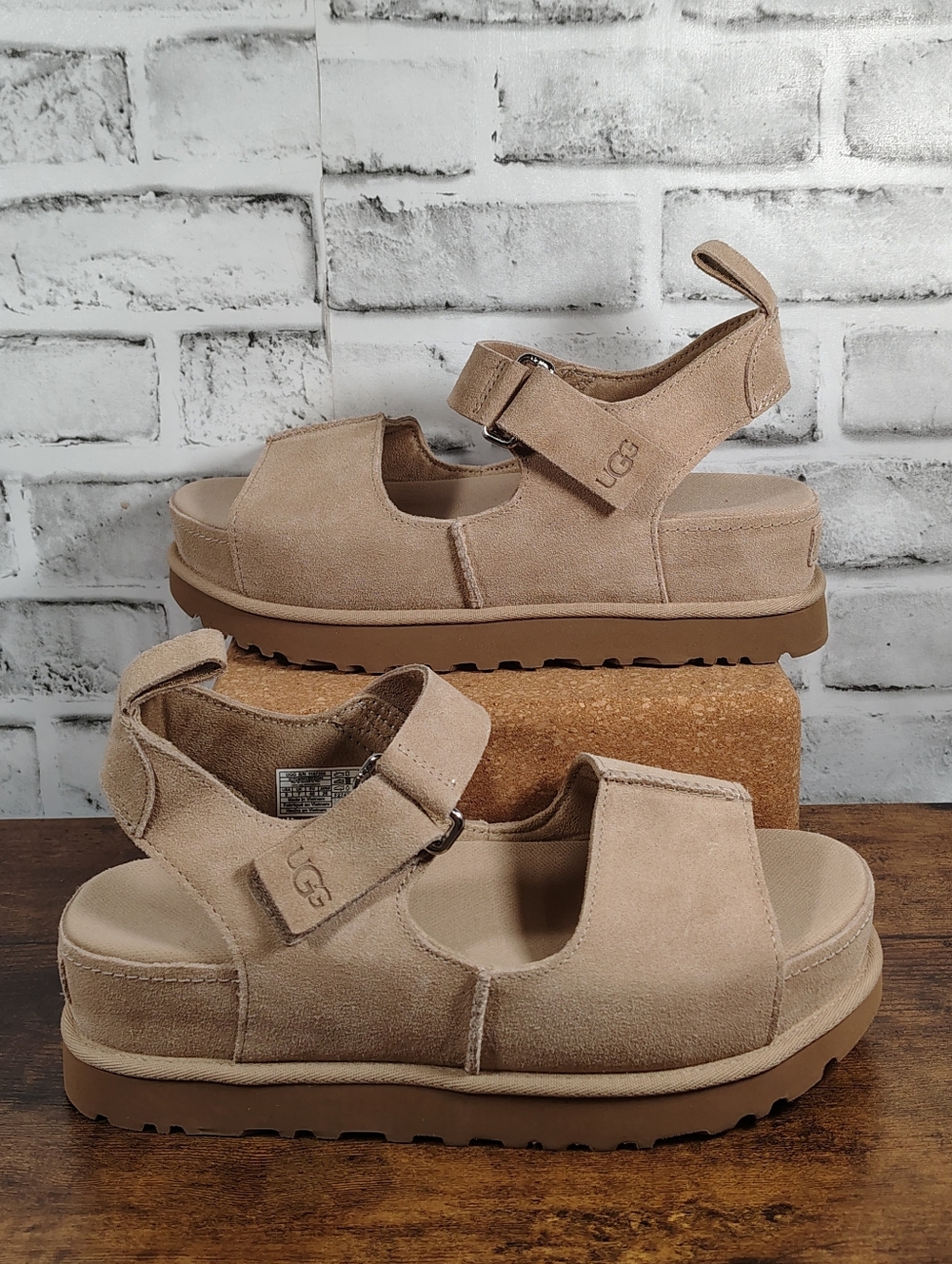 UGG Goldenstar Hi Sandal Women’s Size 9 Platform Suede New 1167356